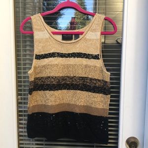 Axcess Women’s short sleeve sweater. Size large